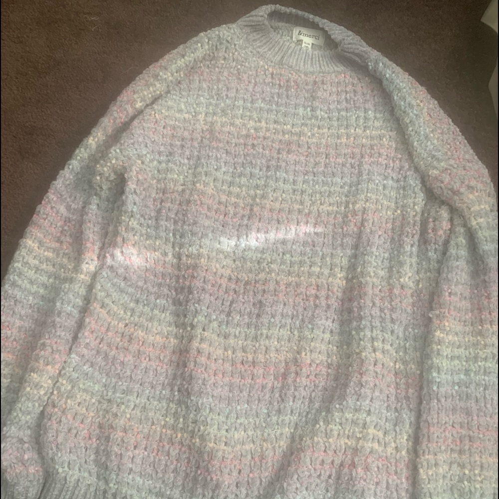 Women’s sweater.